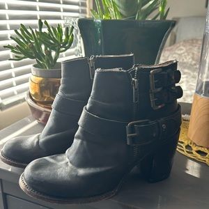 FreeBird booties size 7